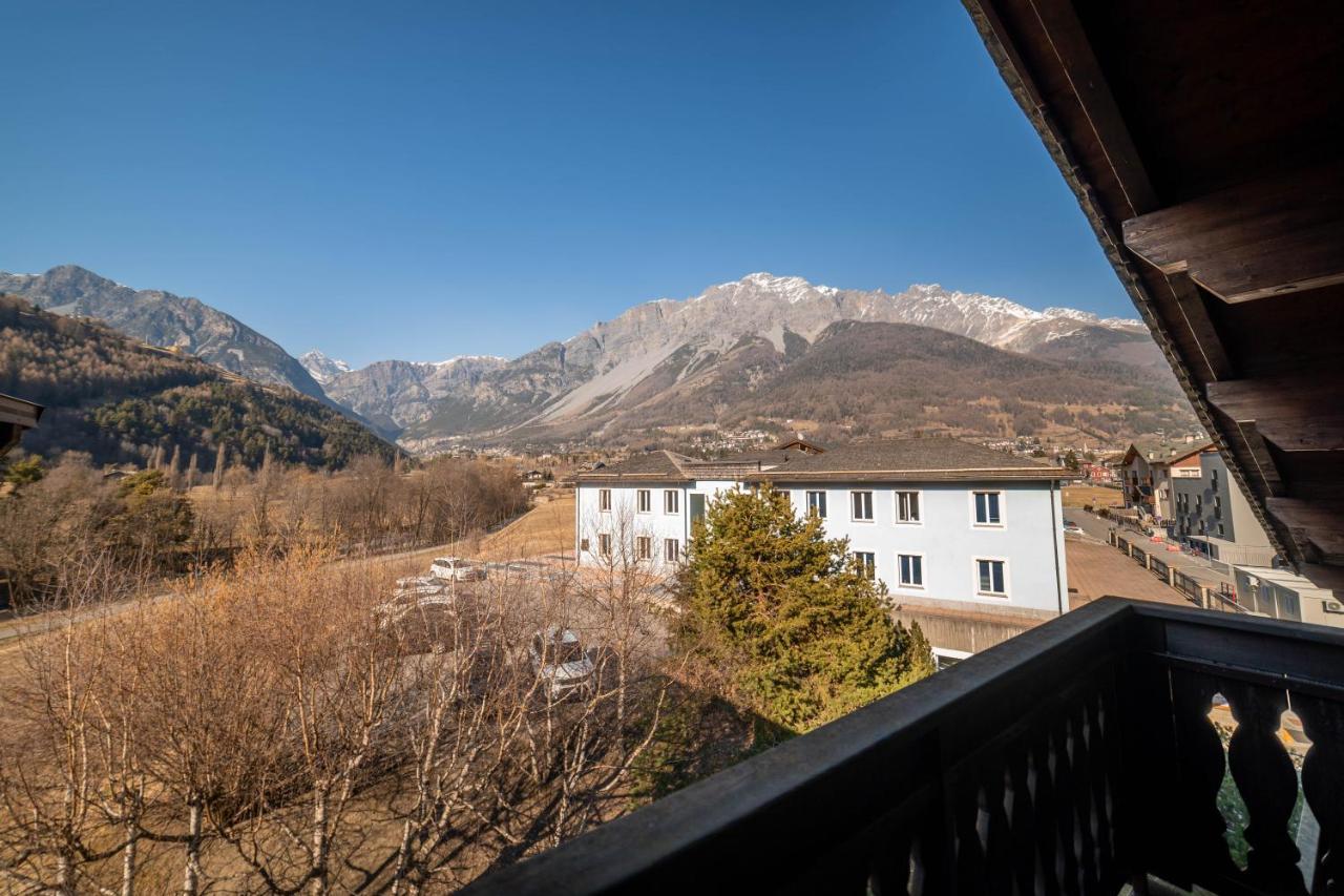 Alpi & Golf Hotel Bormio Exterior photo